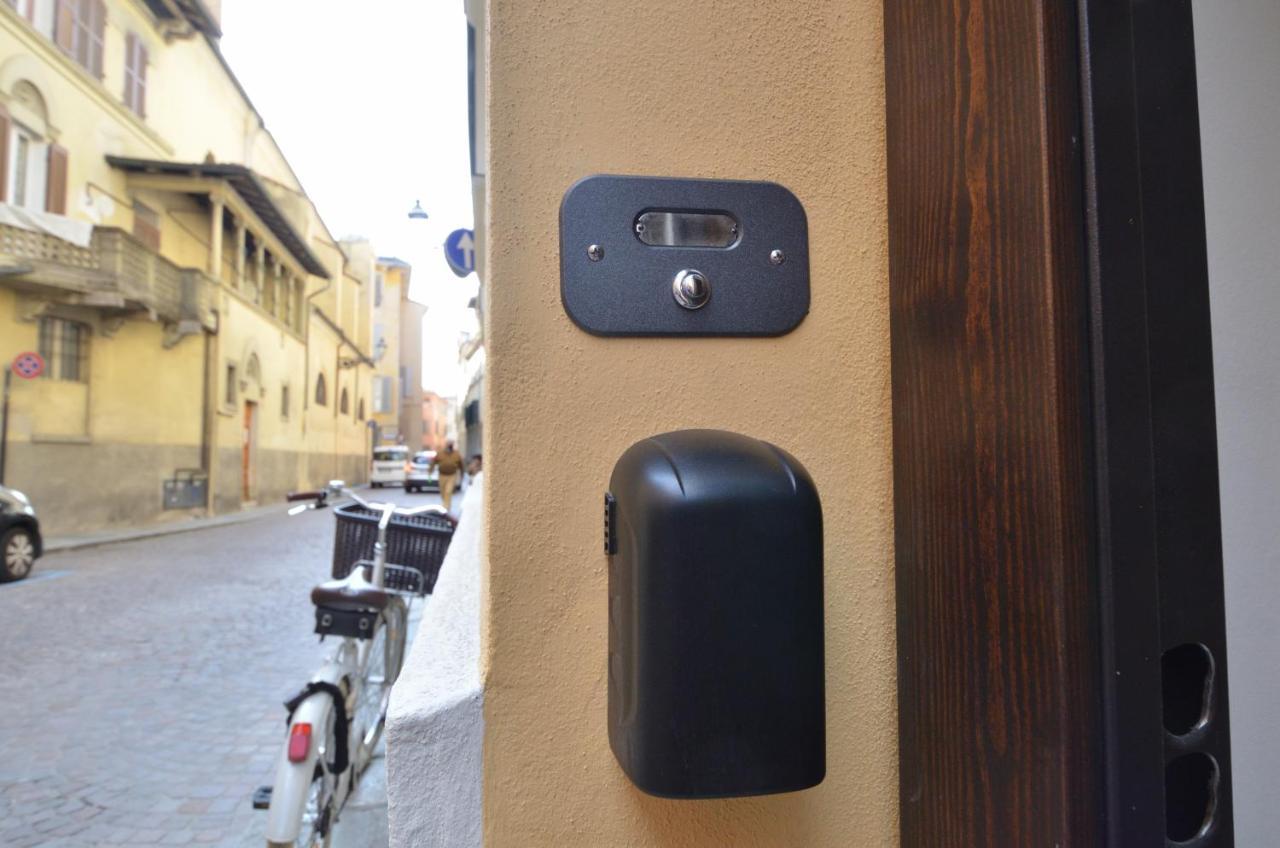 Eleganza Del Riccio Lejlighed Parma Eksteriør billede